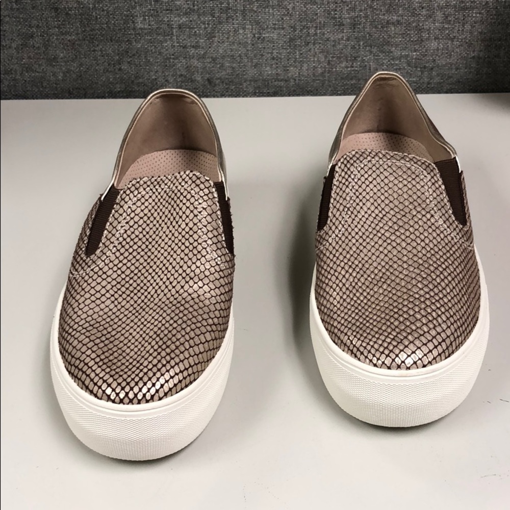 Vince Camuto metallic flat sneakers